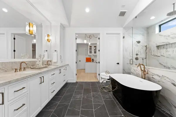 5308 Gibson Street, Houston, TX 77007