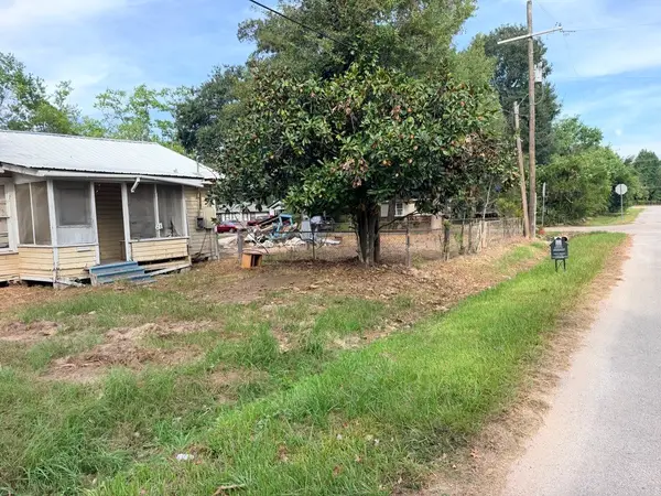 611 E Dallas Street, Cleveland, TX 77327