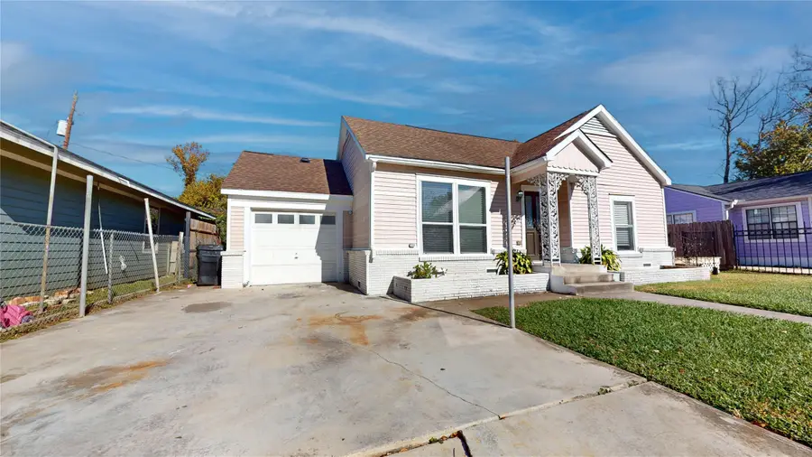 317 Moody Street, Houston, TX 77009 - Image #2