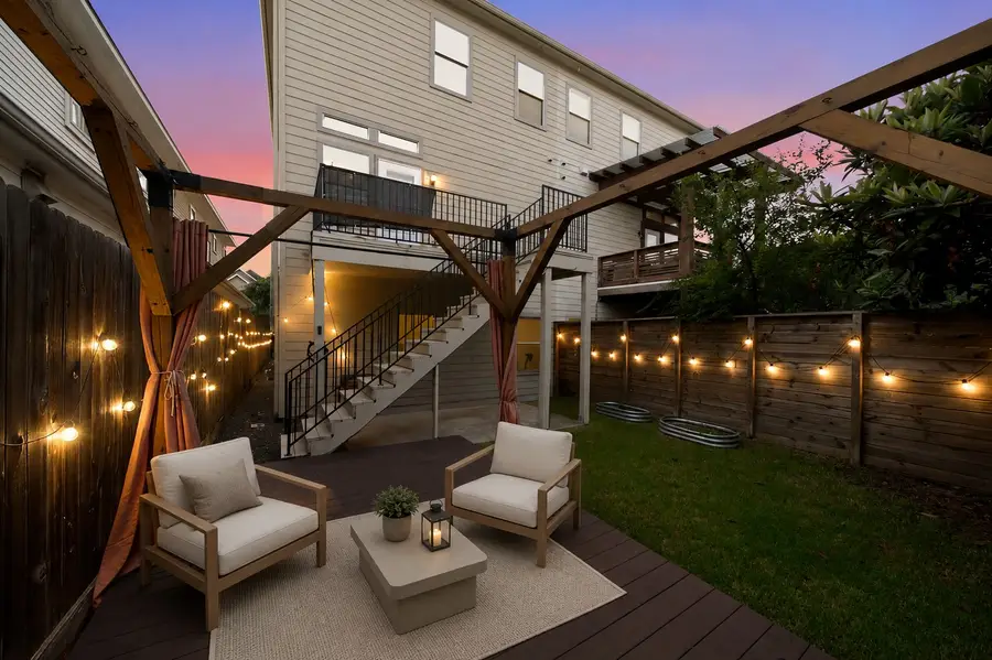 907 Lawrence Street, Houston, TX 77008 - #2