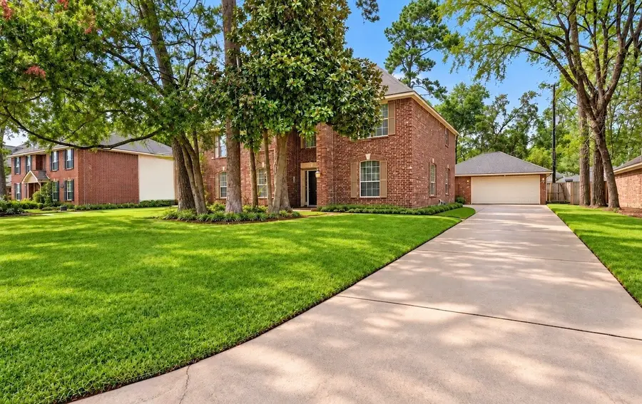 111 Pine Manor Drive, Conroe, TX 77385 - #2