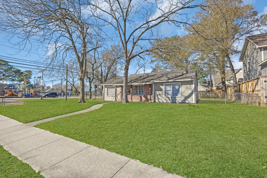 1738 Lamonte Ln Lane, Houston, TX 77018 - #2