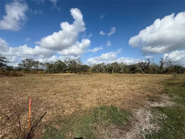 2 Cr 700, Brazoria, TX 77422