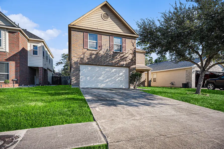 15911 Sheldon Ridge Way, Houston, TX 77044 - Image #2