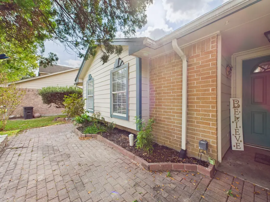 16207 N Meadow Drive, Houston, TX 77073 - #2