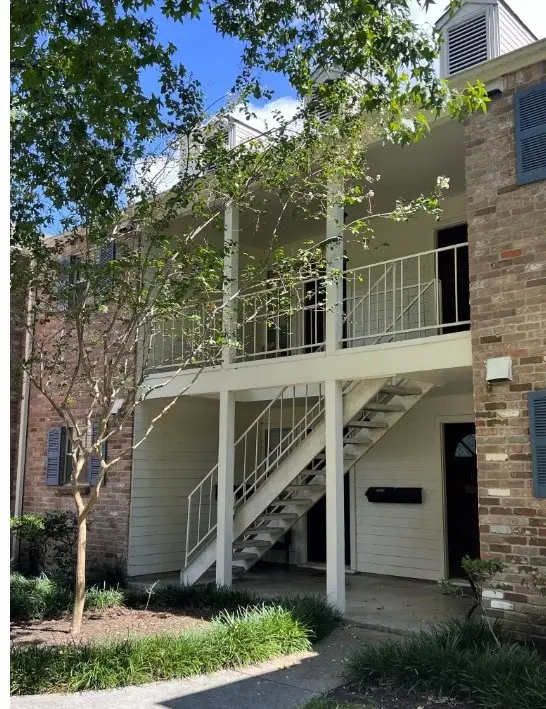 13004 Trail Hollow Drive #A, Houston, TX 77079 - Image #2