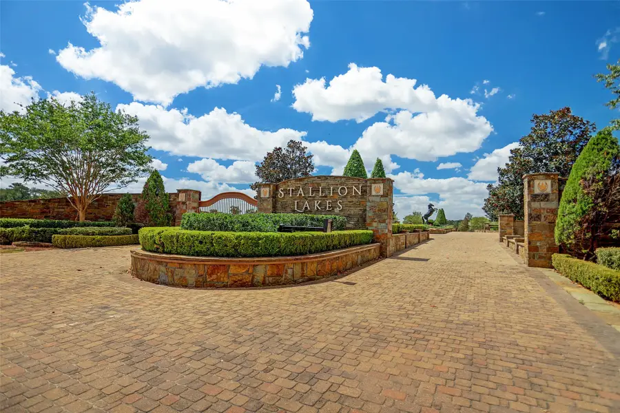 2052 Stallion Lakes Avenue, Hockley, TX 77447 - Image #3