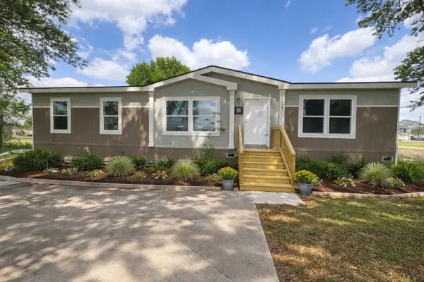 119 S 8th Street, Beasley, TX 77417
