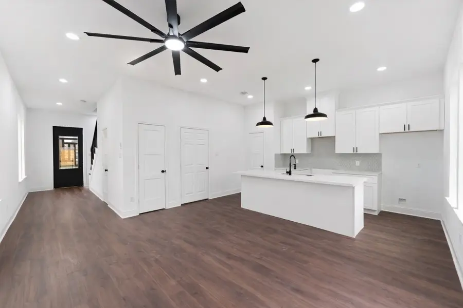 4125 Clover St A/b, Houston, TX 77051 - #3