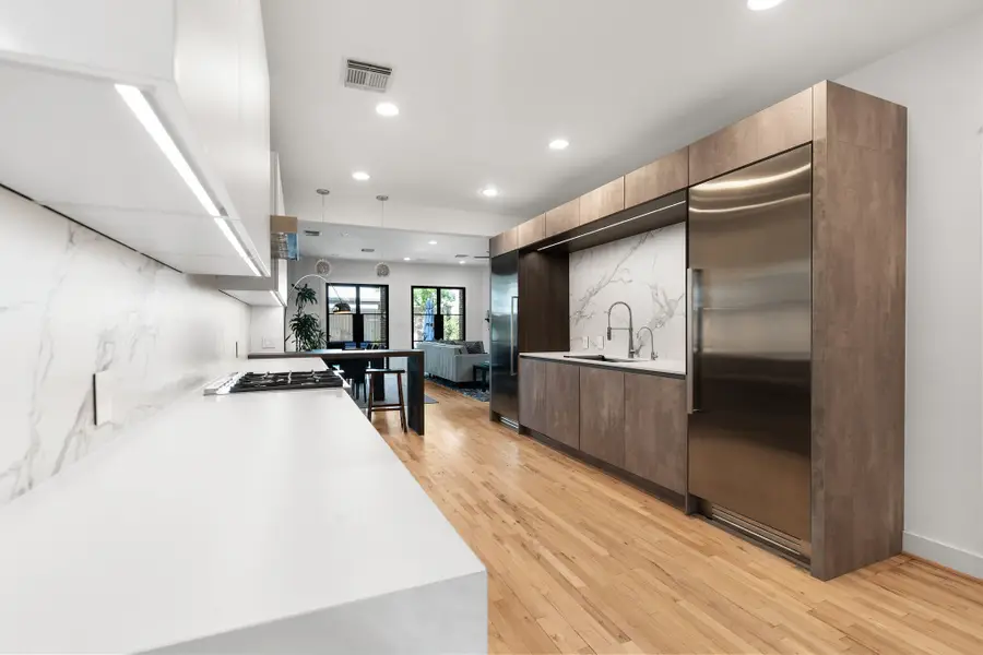 925 Waverly Street #B, Houston, TX 77008 - #3