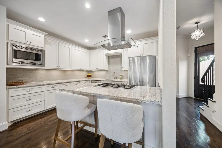 2114 Driscoll Street, Houston, TX 77019 - #2