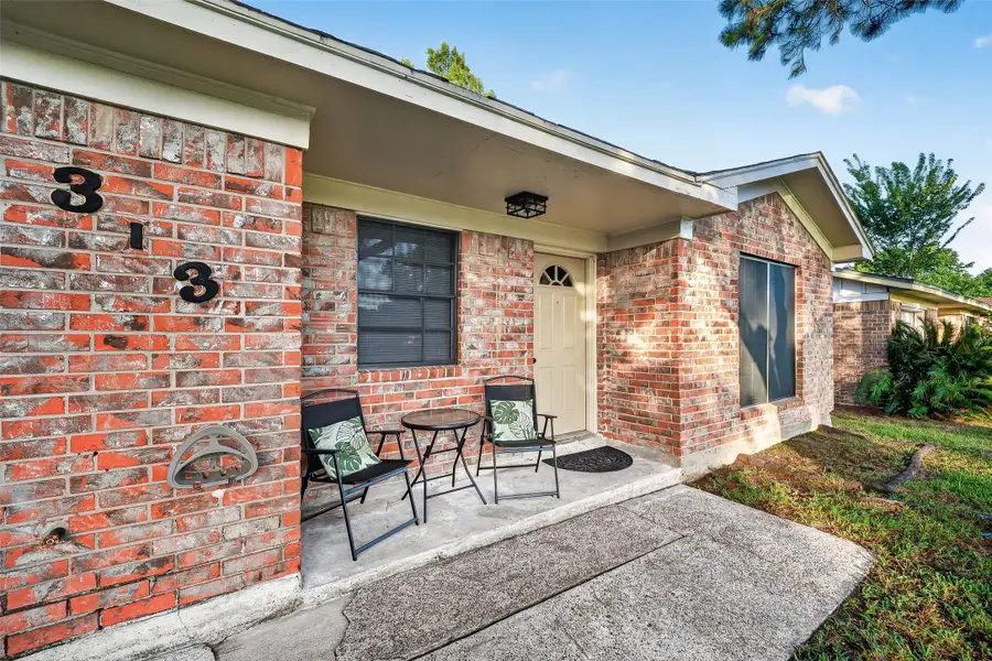 313 S Carroll Street, La Porte, TX 77571 - #3
