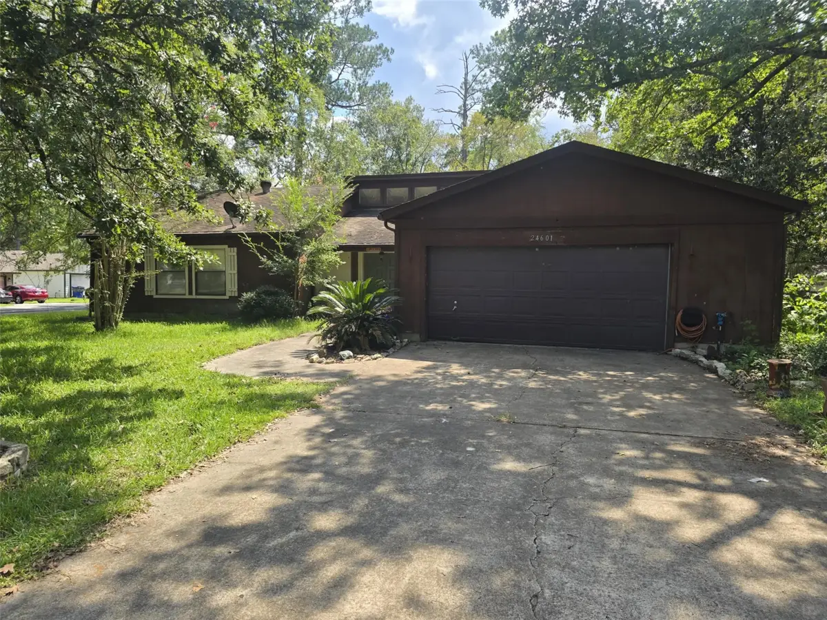 26401 Darkwood Court, Huntsville, TX 77320 - Image #1