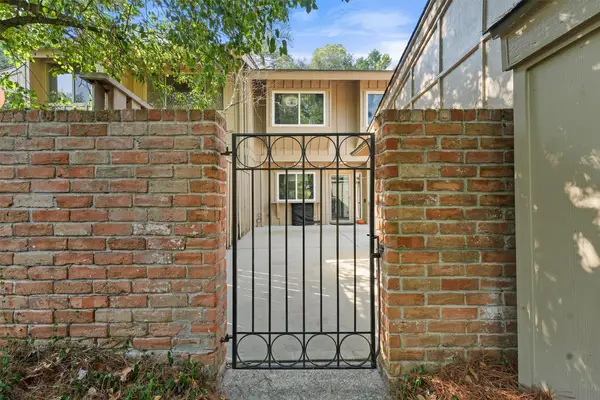 2206 W Settlers Way, The Woodlands, TX 77380