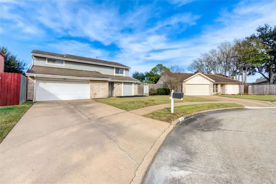 11922 River Meadow Lane, Meadows Place, TX 77477 - Image #3