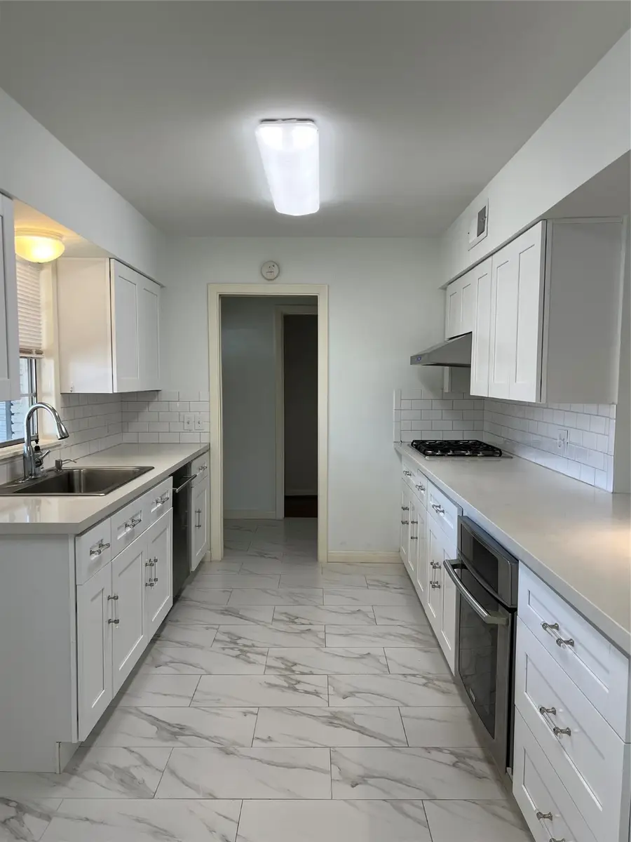 5103 Creekbend Drive, Houston, TX 77035 - Image #3