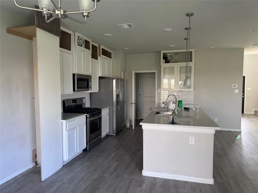 6822 Escondido Drive, Rosharon, TX 77583 - #2