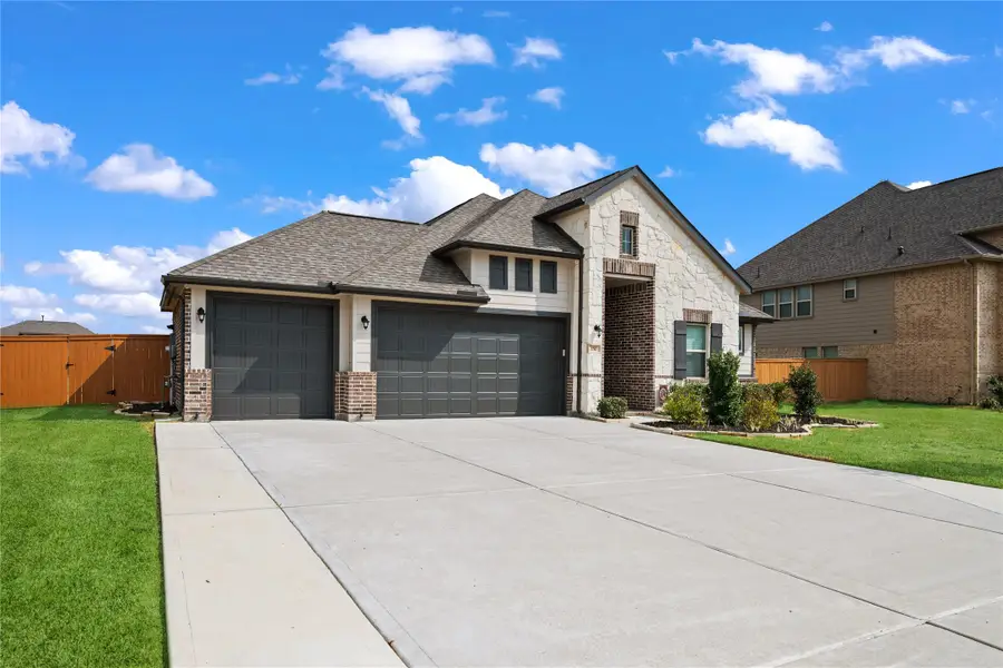 150 Valley Ranch Trail, Dayton, TX 77535 - #2