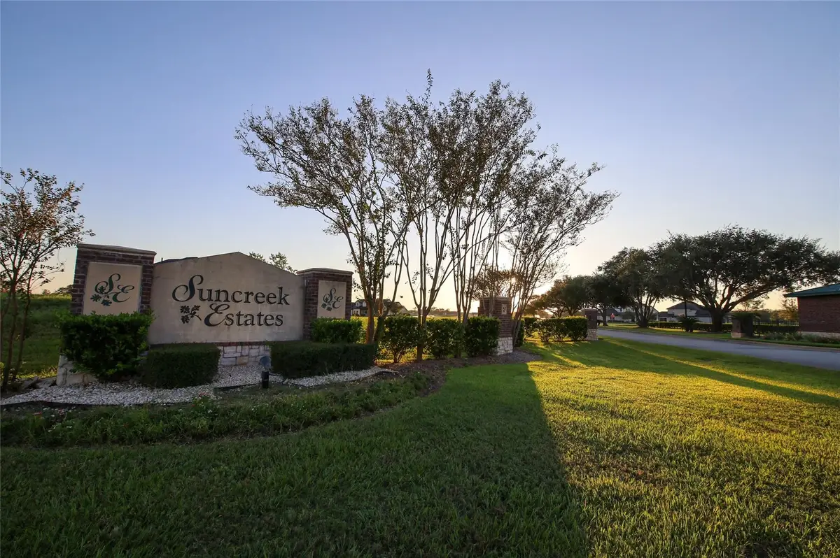 1002 Cross Timbers Drive, Rosharon, TX 77583 - Image #1