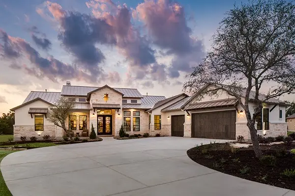 10111 Masdevallia Drive, Simonton, TX 77476