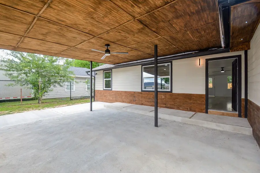 5719 Southwind Street, Houston, TX 77033 - #3