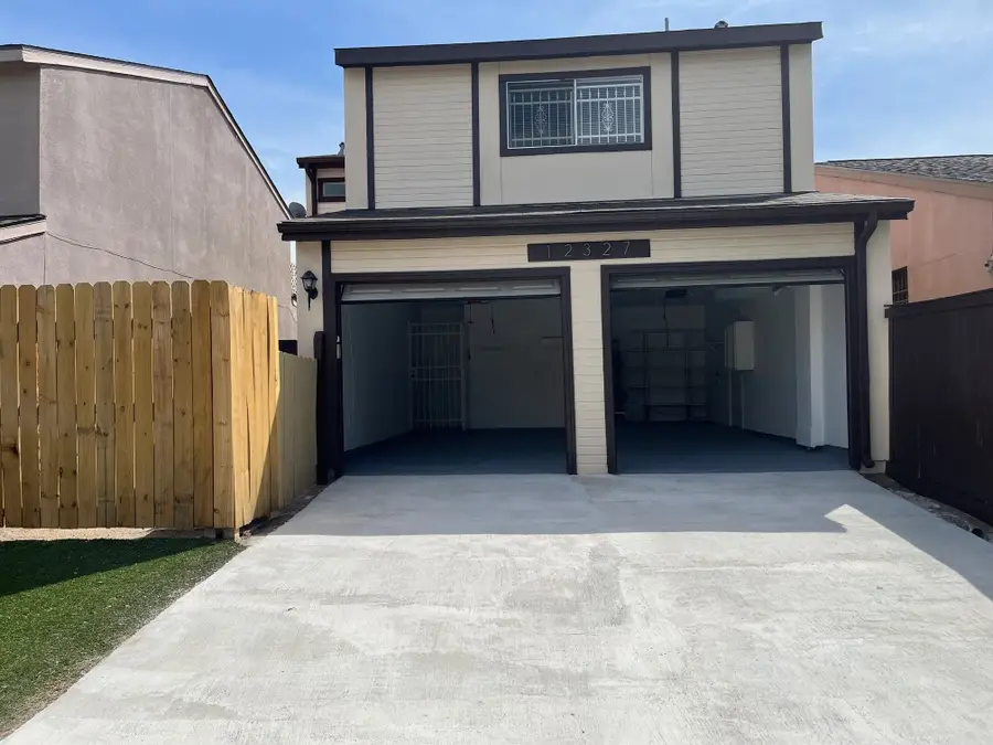 12327 Crest Lake Drive, Houston, TX 77072 - #2