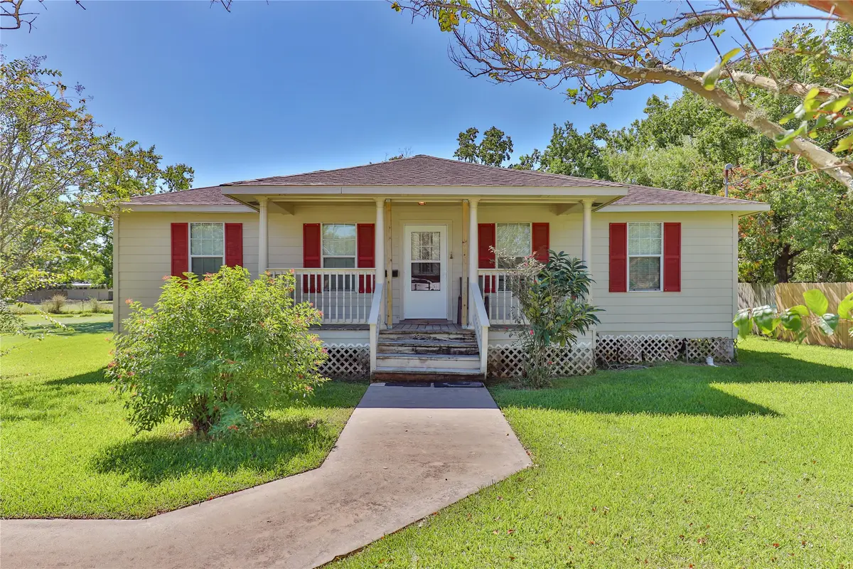 123 Robinson Road, Oyster Creek, TX 77541 - Image #1