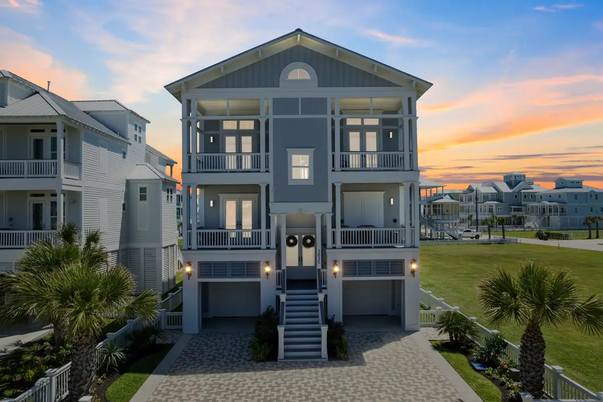 3835 Seabreeze Lane, Galveston, TX 77554 - #1