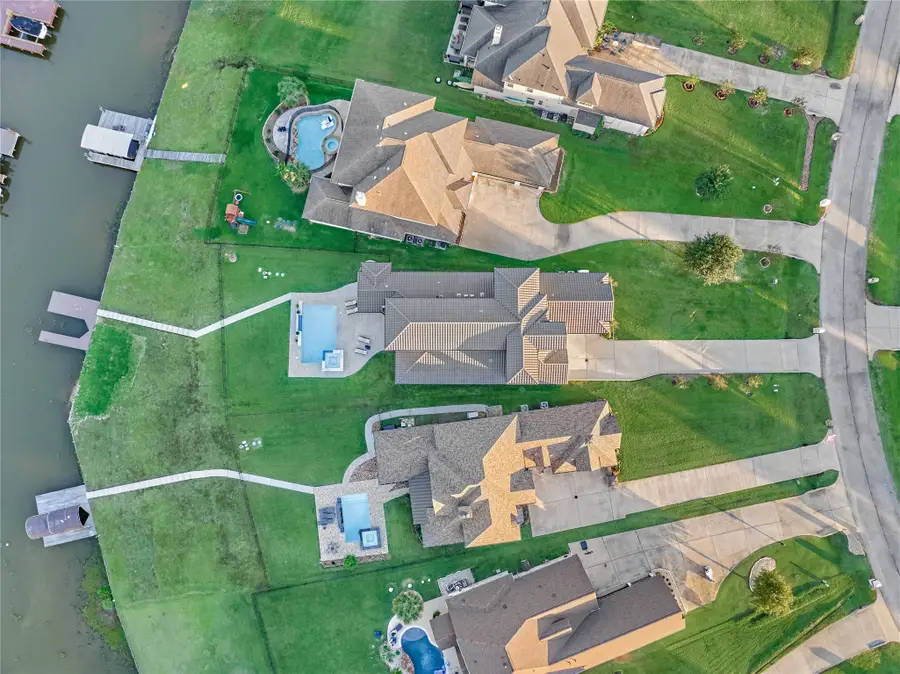 18851 Serene Water Drive, Montgomery, TX 77356 - Image #3