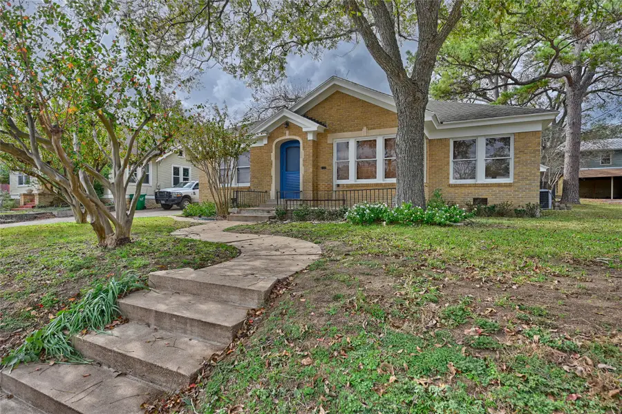 1502 S Market Street, Brenham, TX 77833 - Image #3