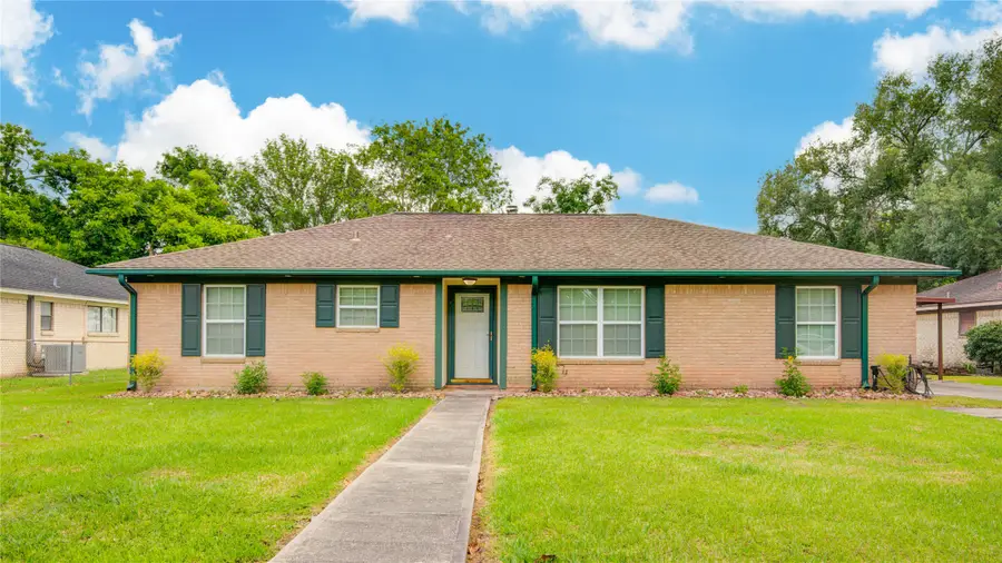 1461 Camellia Drive, Sweeny, TX 77480 - #2