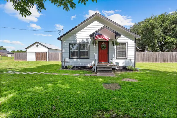 6122 Avenue A, Santa Fe, TX 77510