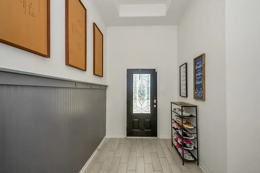 322 Wellshire Drive, West Columbia, TX 77486 - #2