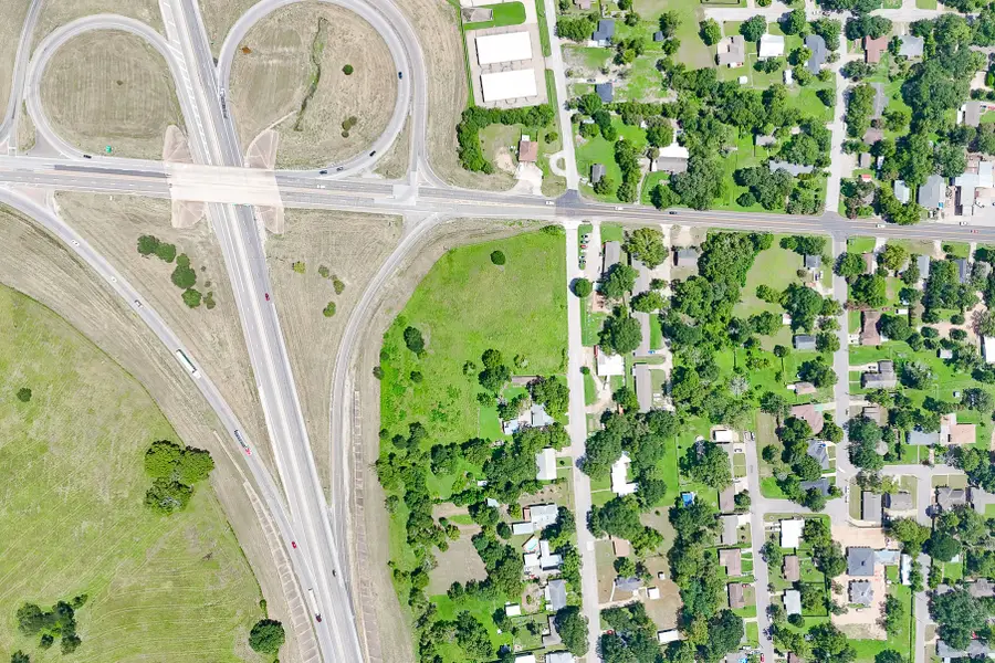 102 S Dixie Street, Brenham, TX 77833 - #3