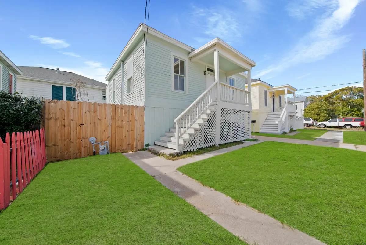 2015 36th Street, Galveston, TX 77550 - #1