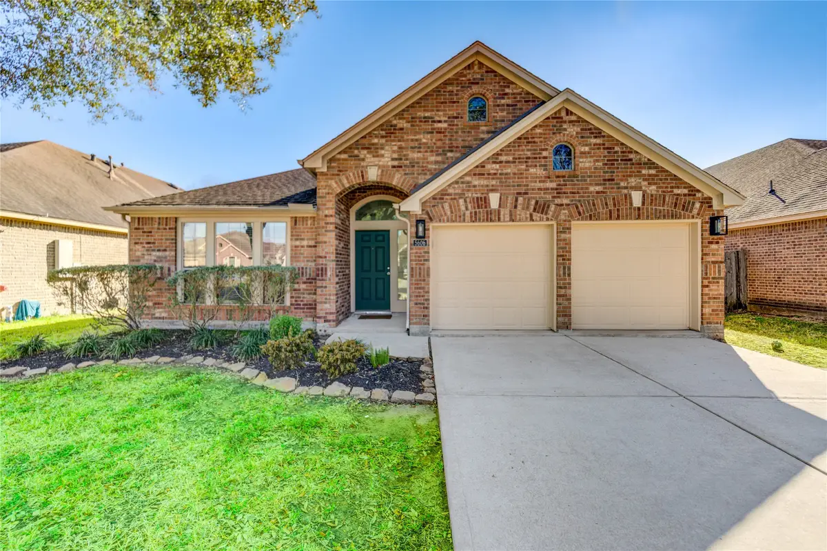 5606 Walnut Glen Lane, Rosenberg, TX 77471 - Image #1