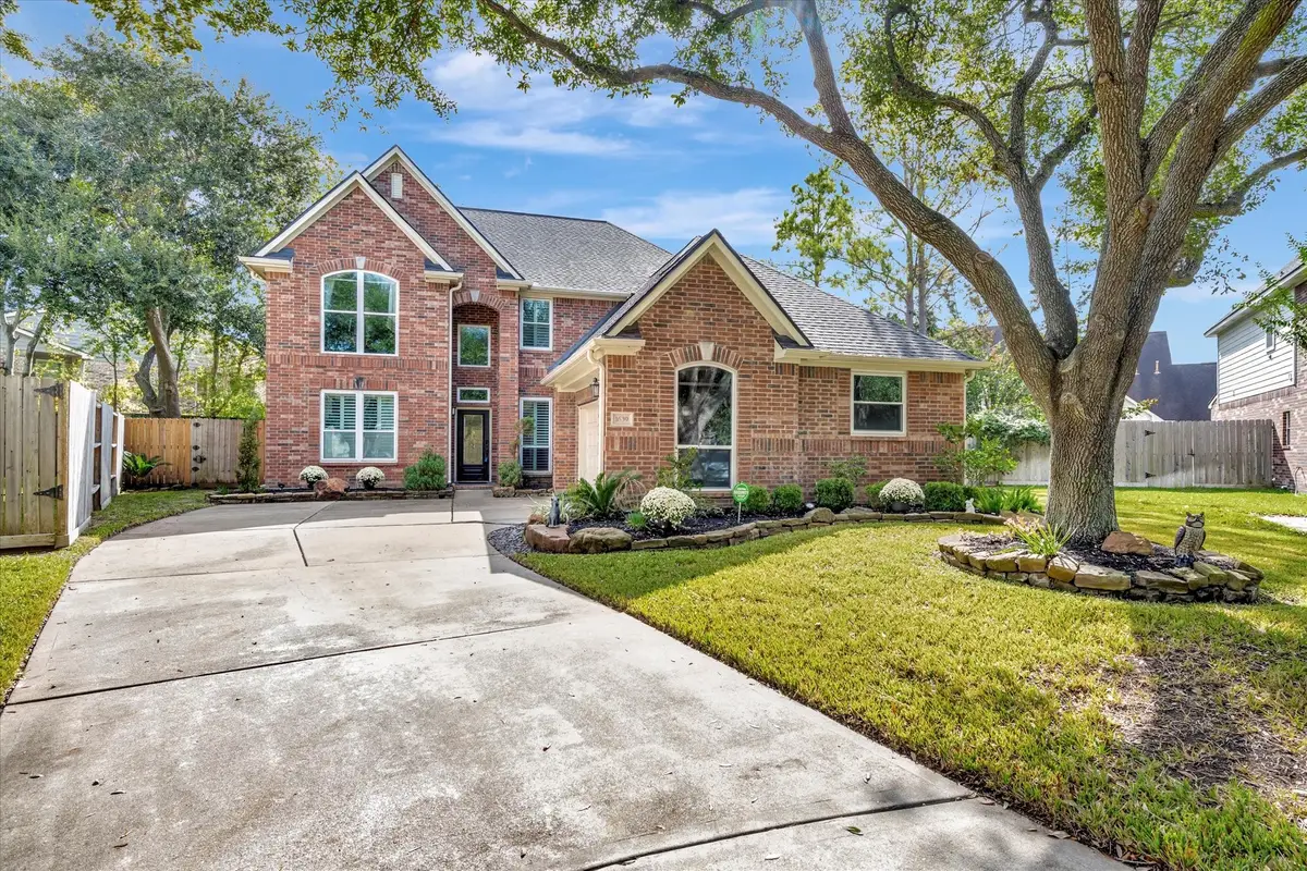 1639 Lakeside Enclave Drive, Houston, TX 77077 - Image #1