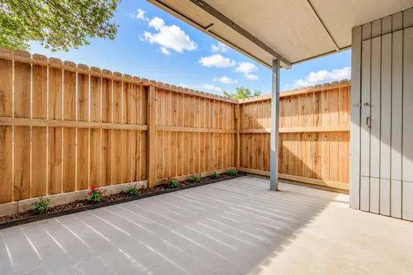 9700 Leawood Boulevard #201, Houston, TX 77099