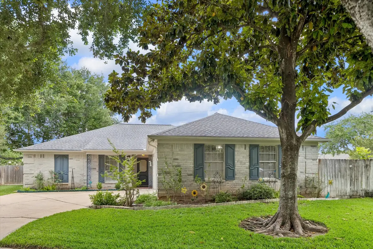 3523 Hidden Creek Drive, Sugar Land, TX 77479 - #1