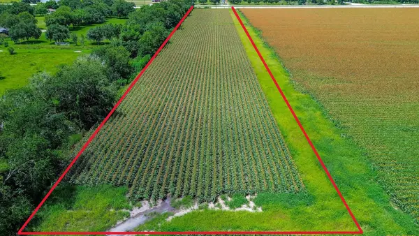 000 Hartledge Road, Rosenberg, TX 77471