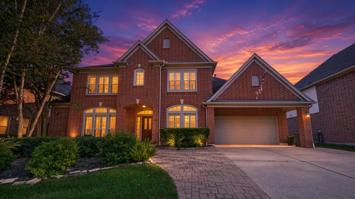 2321 S Lake Drive, League City, TX 77573 - #1