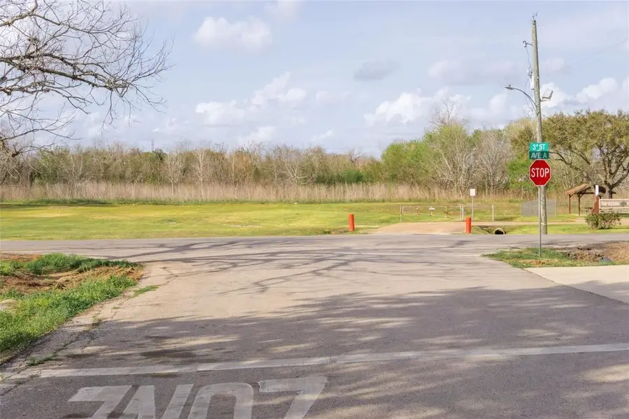 204 3rd Street, Rosenberg, TX 77471 - #2