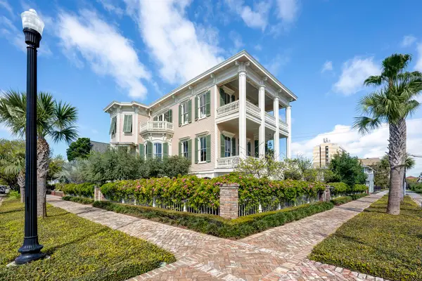 523 10th Street, Galveston, TX 77550