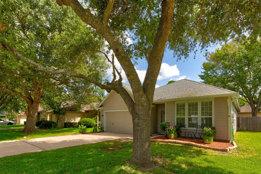 314 Clear Creek Avenue, League City, TX 77573 - #2