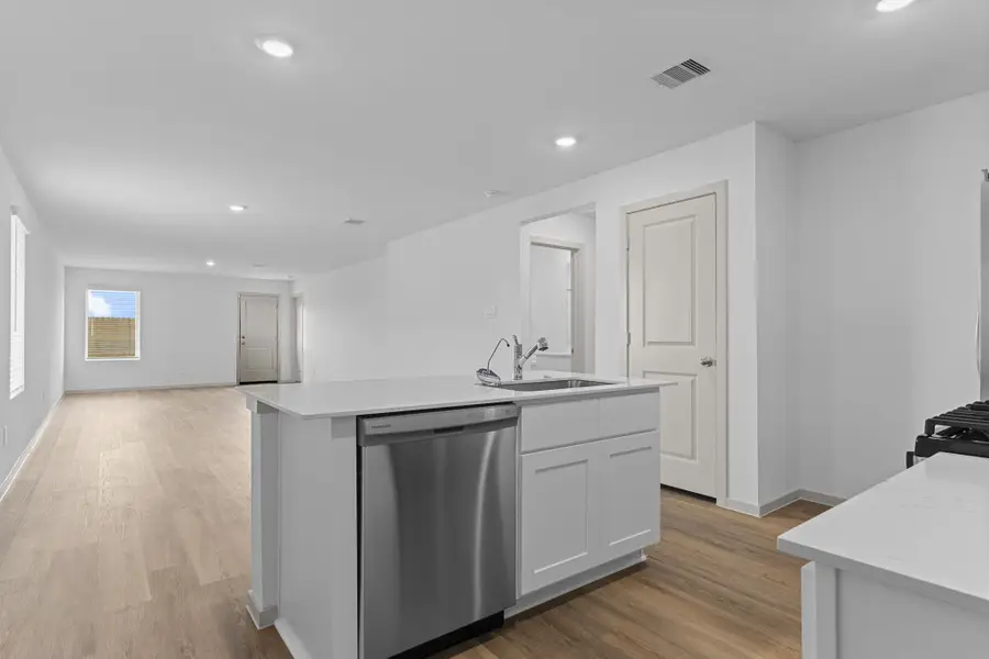 1009 Bluegill Drive, Alvin, TX 77511 - Image #3