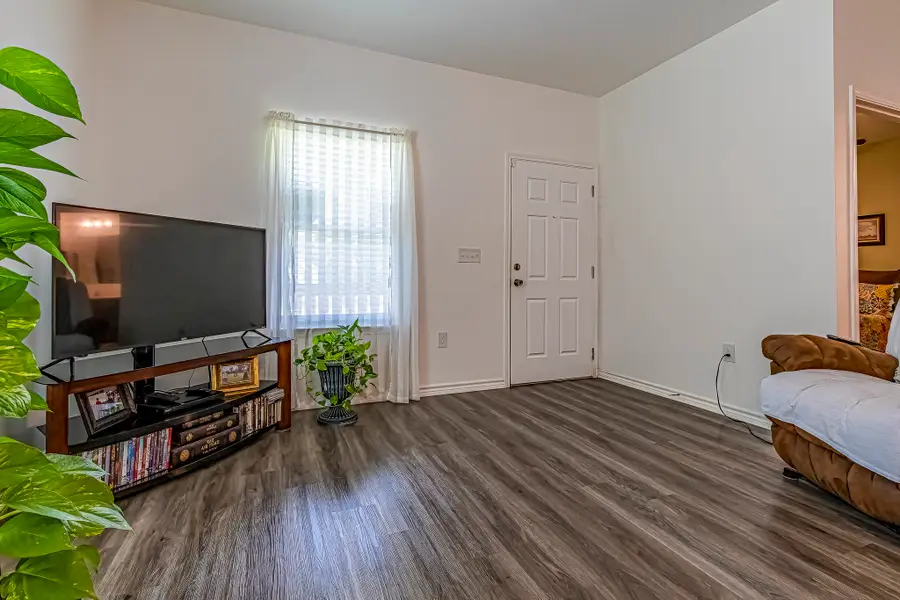 208 County Road 308, Cleveland, TX 77327 - Image #3