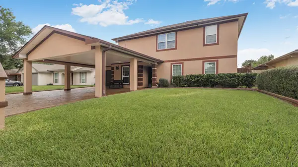 10158 Scotsbrook Drive, Houston, TX 77038