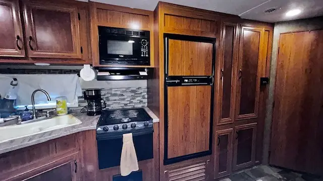 68 Cedar Street, Palacios, TX 77465 - #3