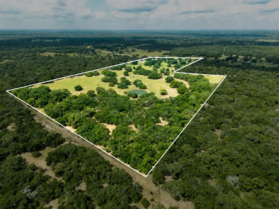 1009 Private Road 1024, Hallettsville, TX 77964 - #2