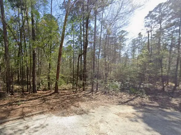 000 Norwood Ct, Huntsville, TX 77320